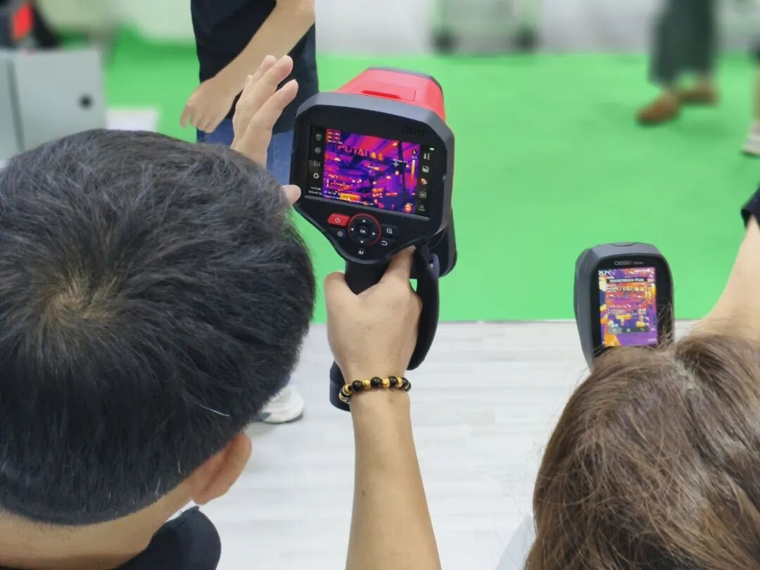 Raythink睿创燧石亮相亚洲电力展红外热像仪AI智感电力全过程_7 Raythink睿创燧石亮相亚洲电力展红外热像仪AI智感电力全过程_7